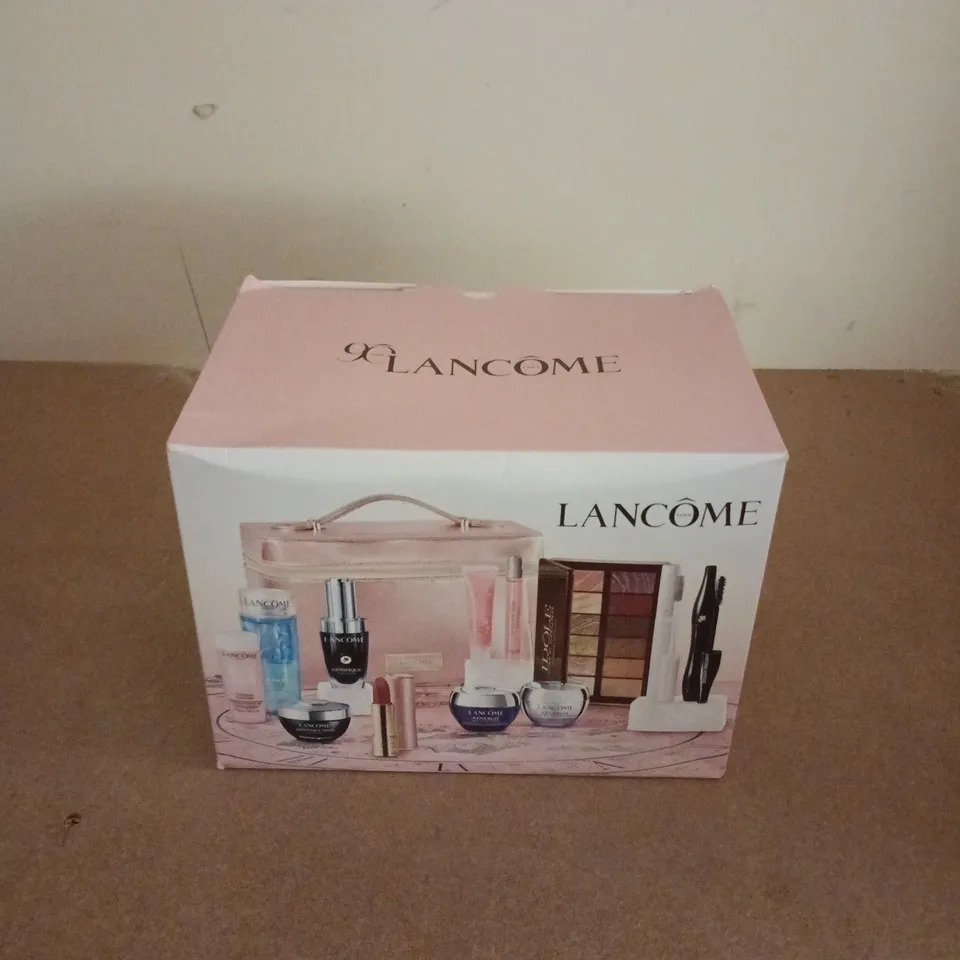 BOXED LANCOME BEAUTY BOX HOLIDAY LIMITED EDITION