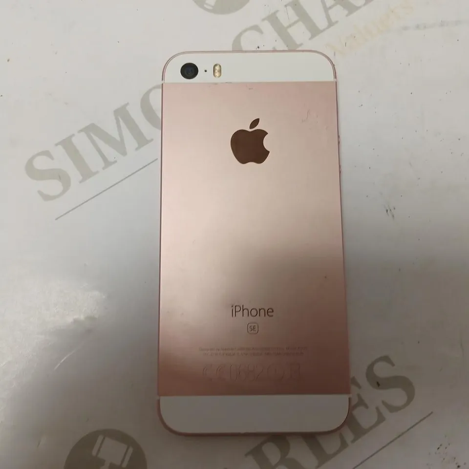 APPLE IPHONE SE SMARTPHONE 