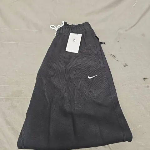 NIKE LOGO CUFFED JOGGERS - SIZE SMALL
