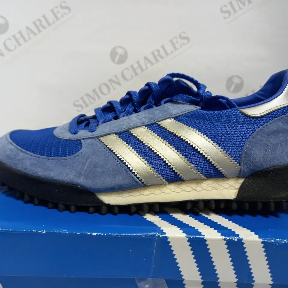 IN THE STYLE OF ADIDAS MARATHON TRAINERS UK SIZE 9