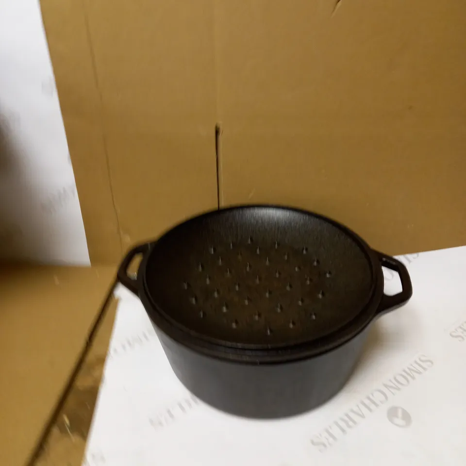 LODGE 5 QUART CAST IRON DUTCH OVEN. PRE-SEASONED POT