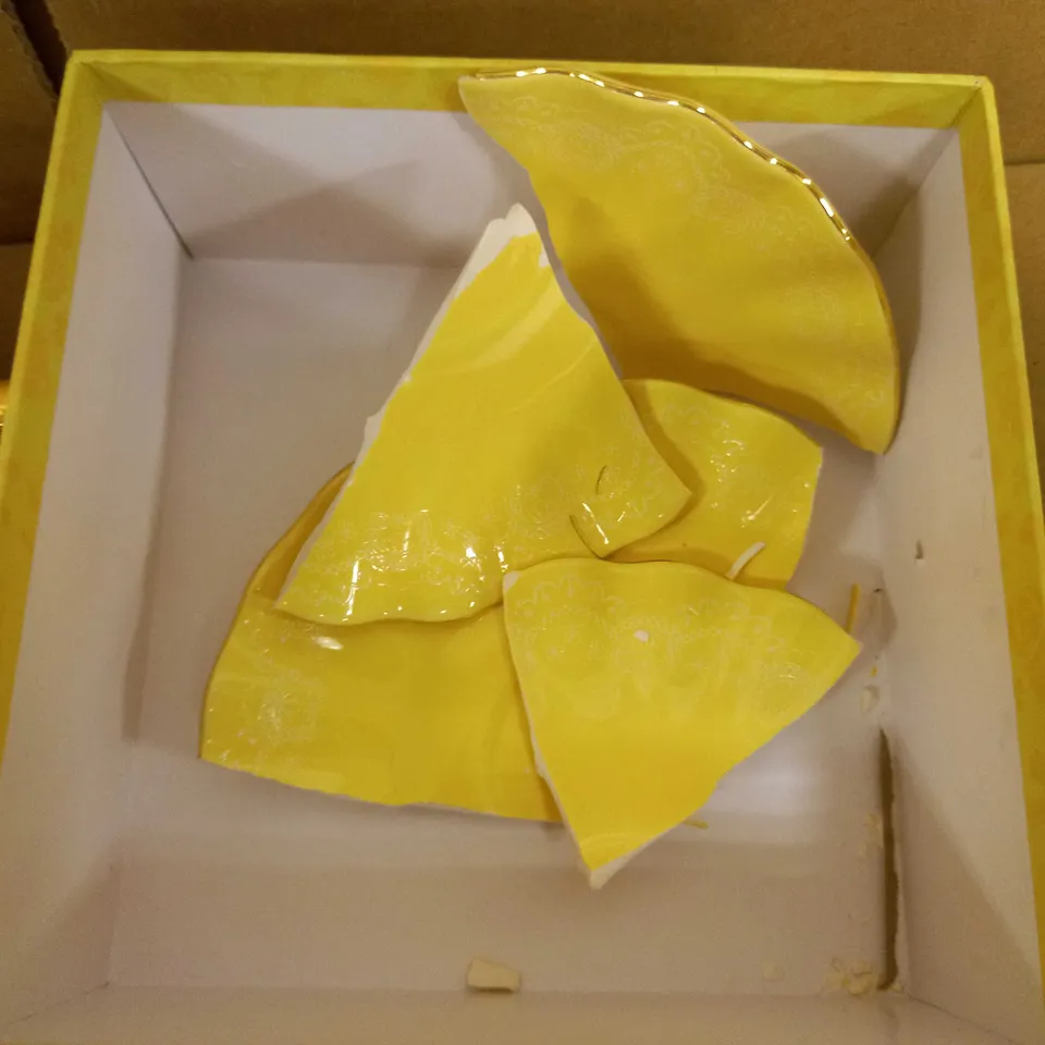 BOX OF 2 ITEMS TO INCLUDE BLACK LILY AND POMEGRANATE REED DIFFUSER AND DISNEY PRINCESS TEA CUP AND SAUCER