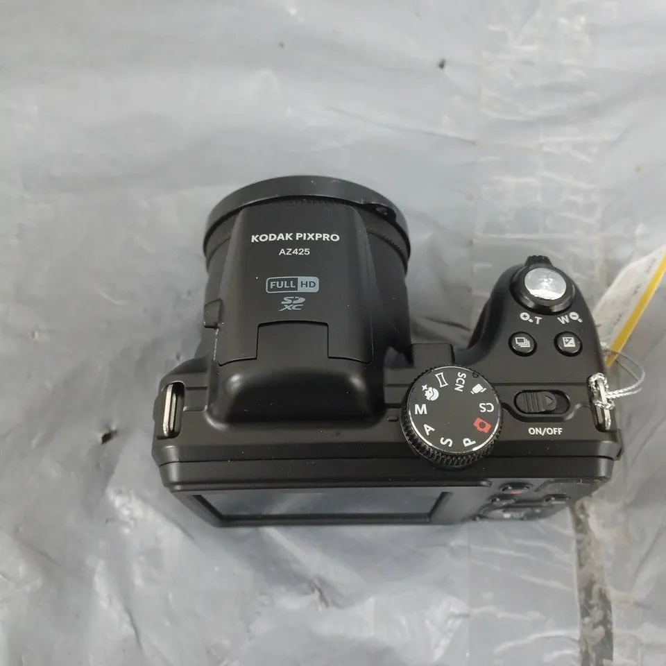 KODAK PIXPRO AZ425 DIGITAL CAMERA RRP £215.99