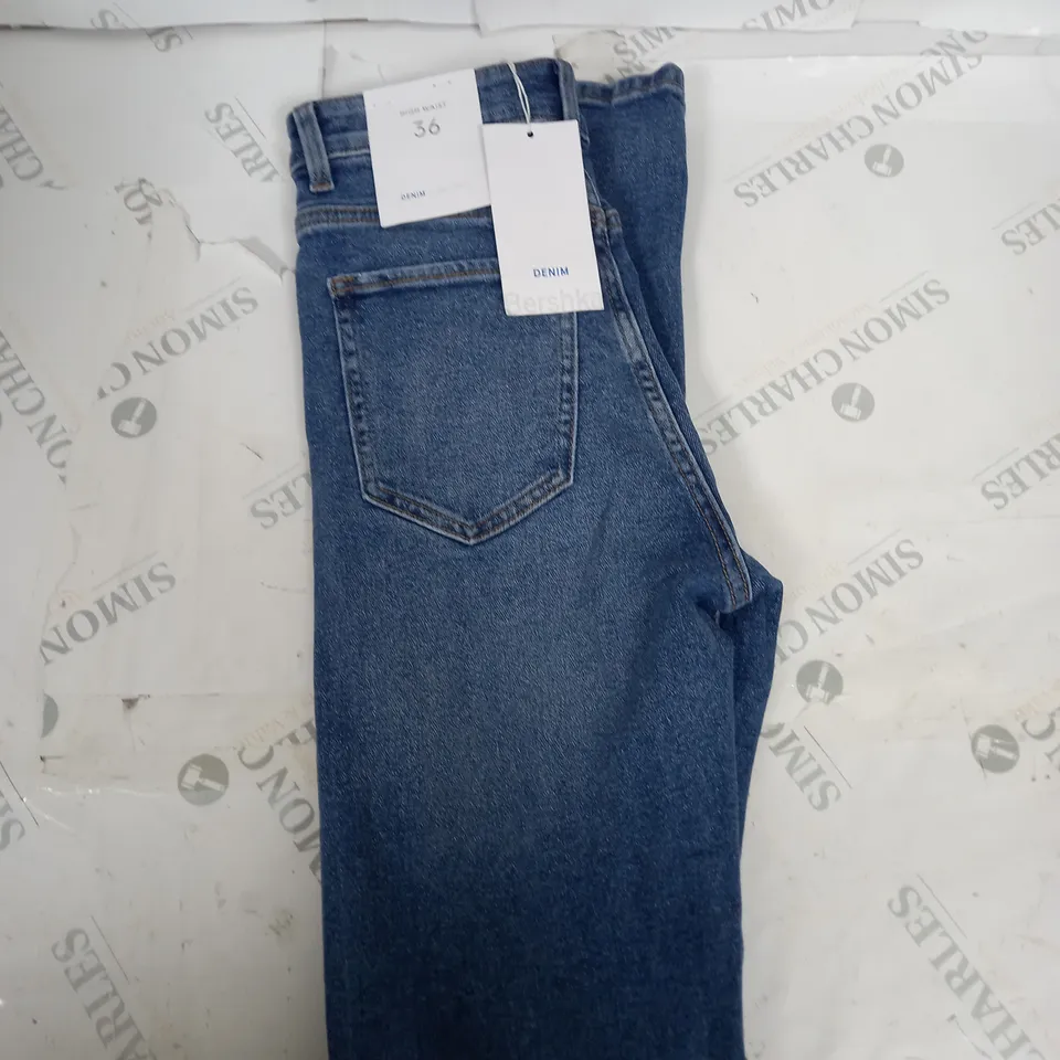 BERSHKA DENIM HIGH WAIST JEANS SIZE 36