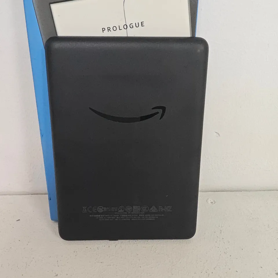BOXED AMAZON KINDLE 4GB TABLET IN BLACK - JPG29R