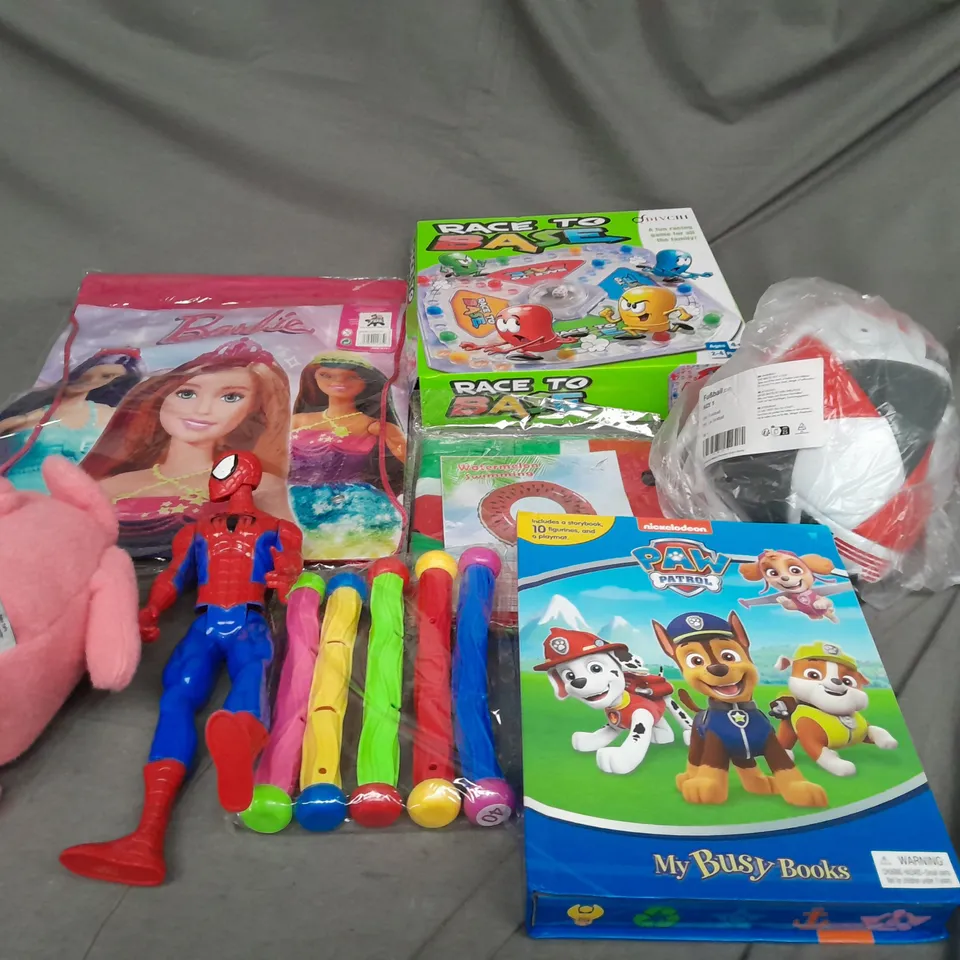 BOX OF ASSORTED TOYS AND GAMES TO INCLUDE TEDDIES, SPIDERMAN AND FOOTBALLS