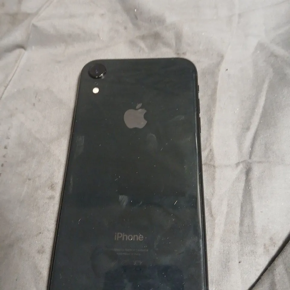 BOXED APPLE IPHONE XR (BLACK) SMARTPHONE 