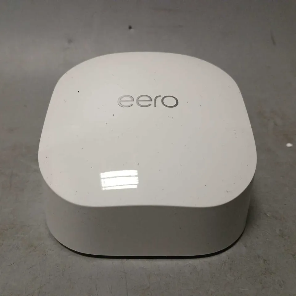 BOXED EERO 6 DUAL BAND MESH WIFI ROUTER