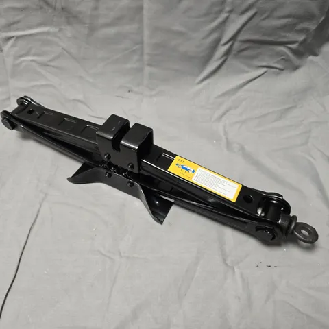 2.5T VEHICLE JACK IN BLACK