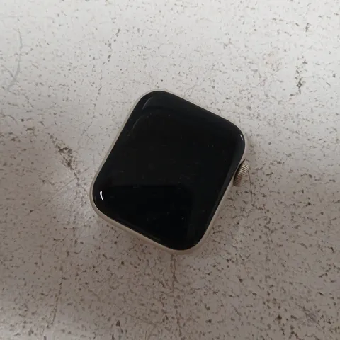APPLE WATCH SE 2 40MM GPS ALUMINIUM STARLIGHT
