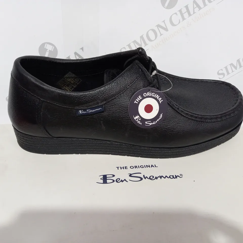 BOXED ORIGINAL BEN SHERMAN BLACK SHOES - SIZE 11