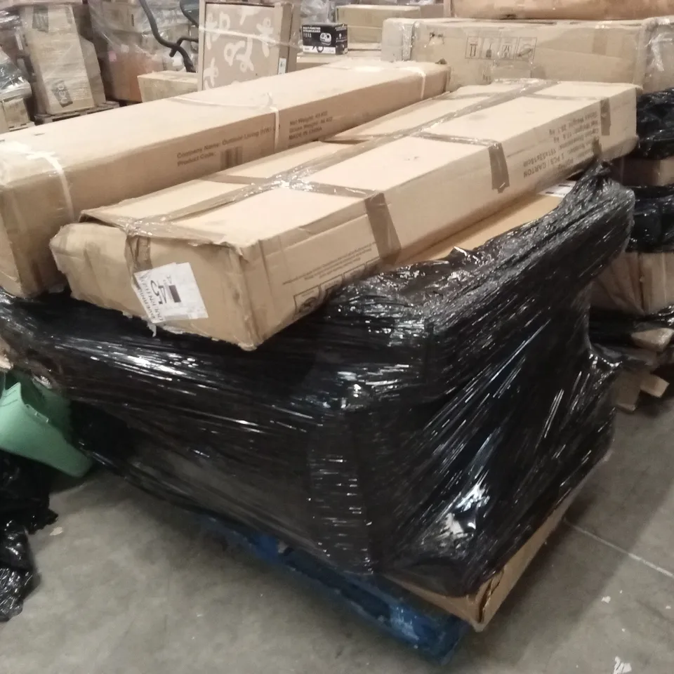PALLET OF ASSORTED INCOMPLETE GARDEN & OUTDOOR FURNITURE PARTS AND PIECES