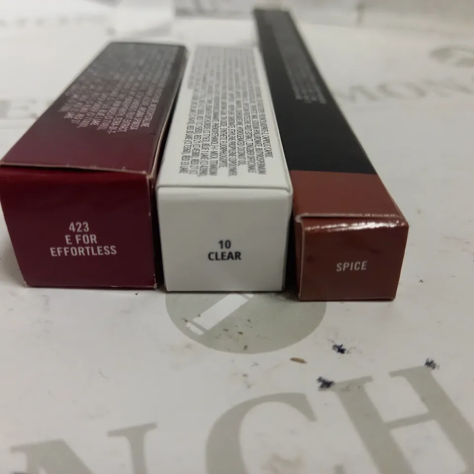 THREE M.A.C ITEMS INCLUDING LIP PENCIL, LOVE ME LIPSTICK AND SQUIRT PLUMPING GLOSS STICK