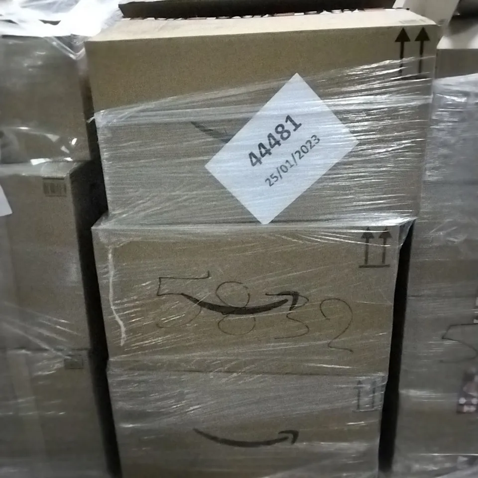 PALLET OF ASSORTED ITEMS INCLUDING STICKER BELLS, AUTO SKIN TAG REMOVER KIT, PHONE CASES, ENGLAND FLAG, THROW PILLOW COVERS
