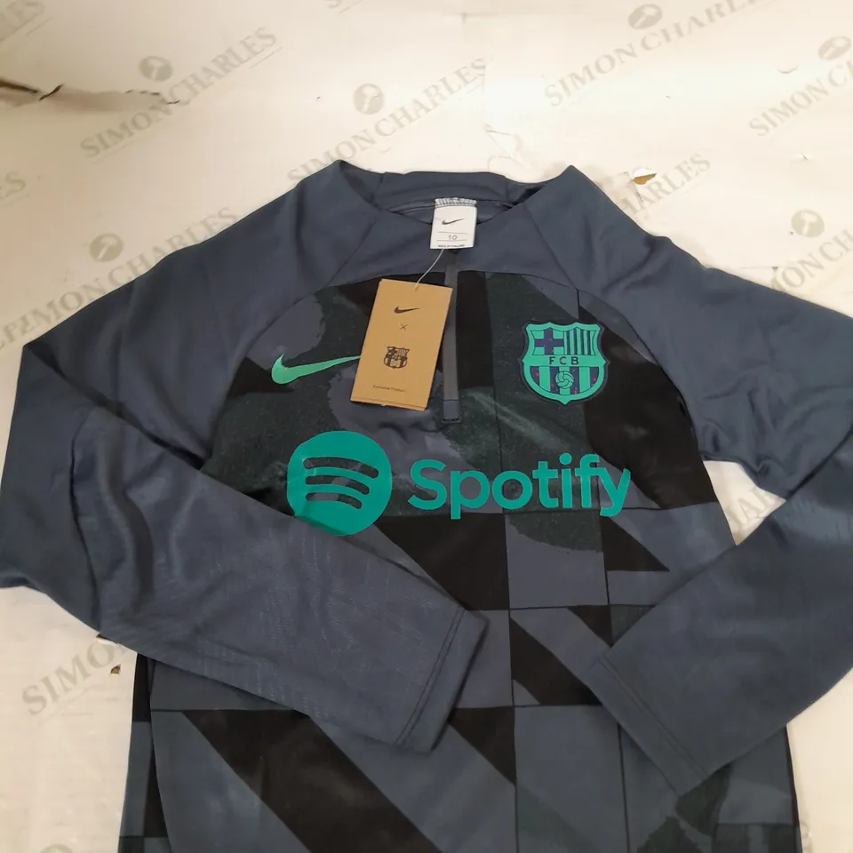 BARCELONA FC 1/4 ZIP TRAINING JACKET SIZE 10