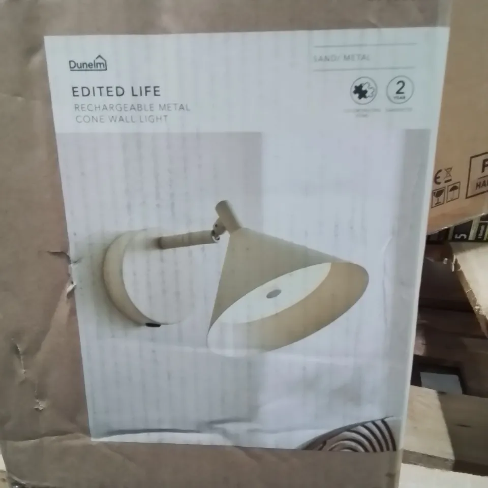 BOXED EDITED LIFE RECHARGEABLE CONE WALL LIGHT SAND/METAL