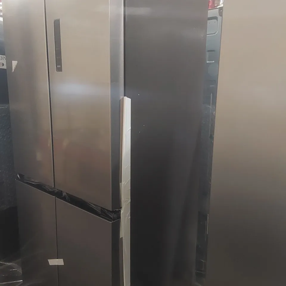 LOGIK L4D83X25 FRIDGE FREEZER - INOX