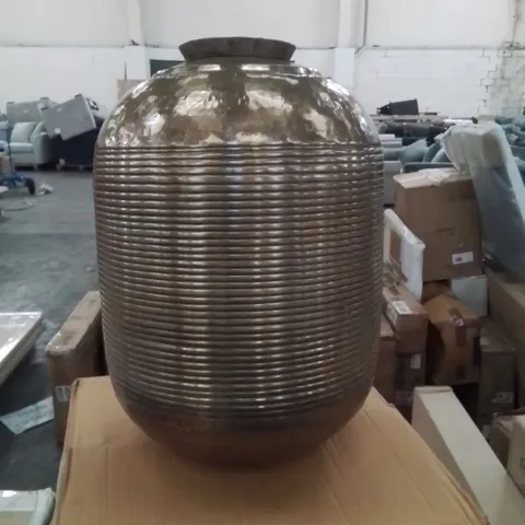BOXED BRANTSON ALUMINIUM TABLE 
