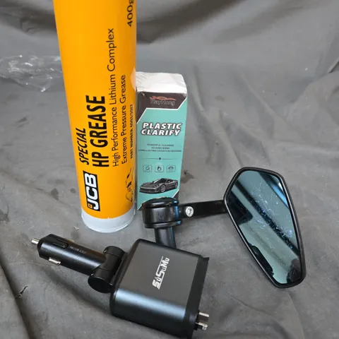 BOX OF ASSORTED CAR ITEMS TO INCLUDE JCB HP GREASE - BIKE MIRROR - SPARK PLUGS