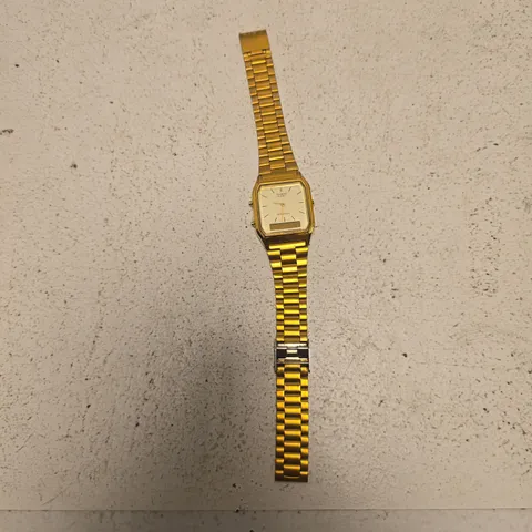 CASIO QUARTZ GOLD-TONE RECTANGULAR WATCH – METAL BRACELET 