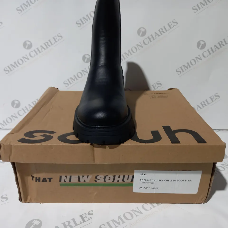 BOXED PAIR OF SCHUH CHUNKY CHELSEA BOOTS IN BLACK UK SIZE 5