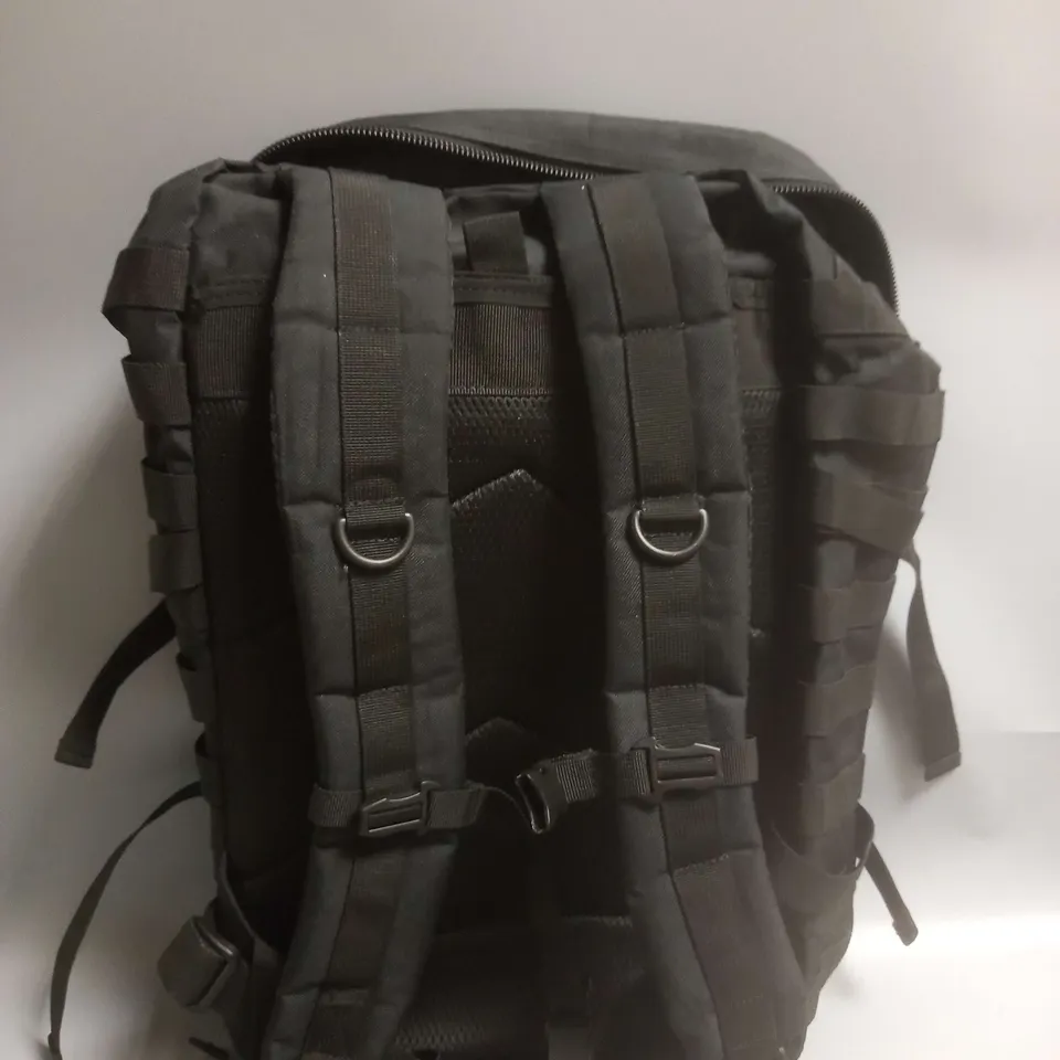 UNBRANDED UTILITY BACKPACK IN BLACK