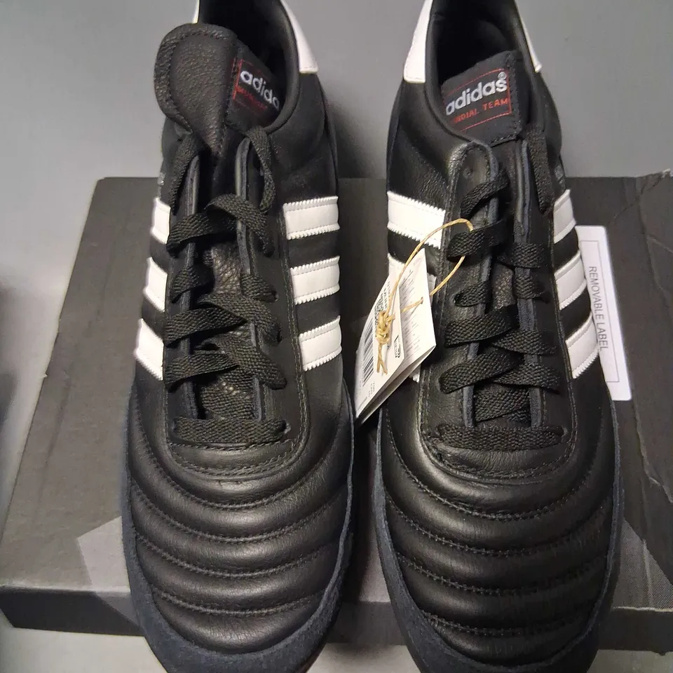 BOXED ADIDAS MUNDIAL TEAM SIZE 10