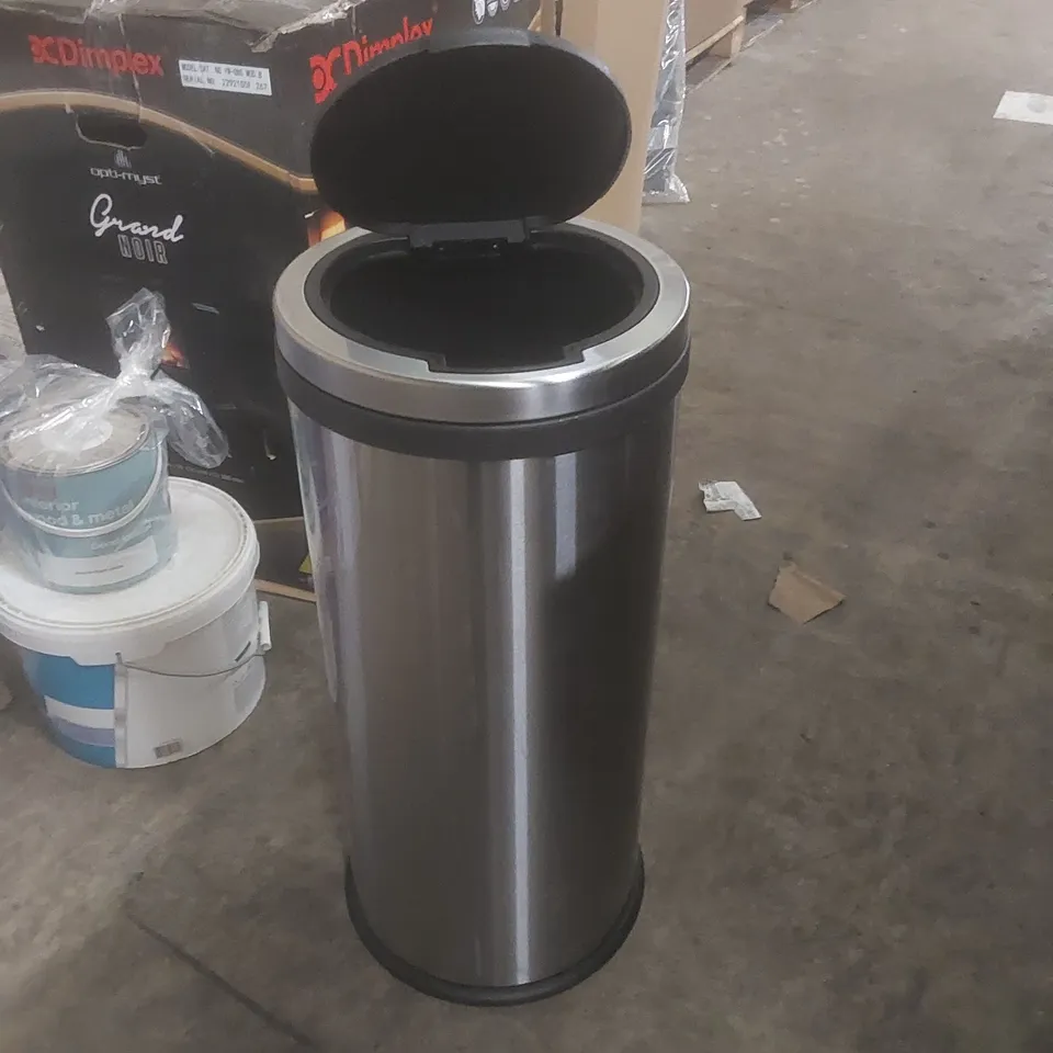 COOKE & LEWIS ANTEY STAINLESS STEEL TOUCH PEDAL BIN 30L