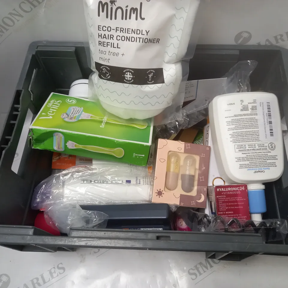 APPROXIMATLEY 20 COSMETICS ITEMS TO INCLUDE OLAY EYES HYALURONIC24 +VITAMIN B5 EYE GEL (15ml), CETAPHIL GENTLE SKIN CLEANSER (473ml), ALPECIN CAFFIENE SHAMPOO C1 (375ml), ETC