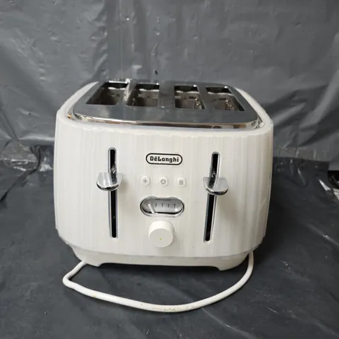 DELONGHI BALLERINA 4 SLICE TOASTER
