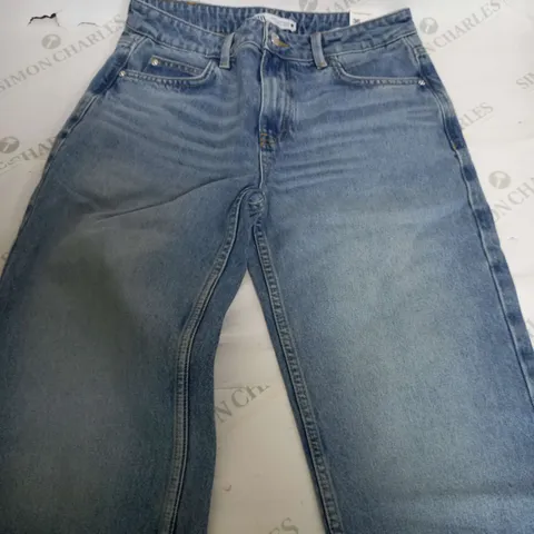 ZARA MID RISE STRAIGHT LEG JEANS - EUR 36