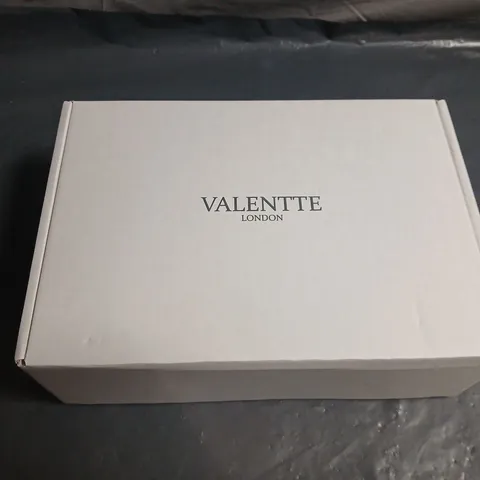 BOXED VALENTTE LEMONGRASS AND ROSEMARY STANDARD GIFT BOX 