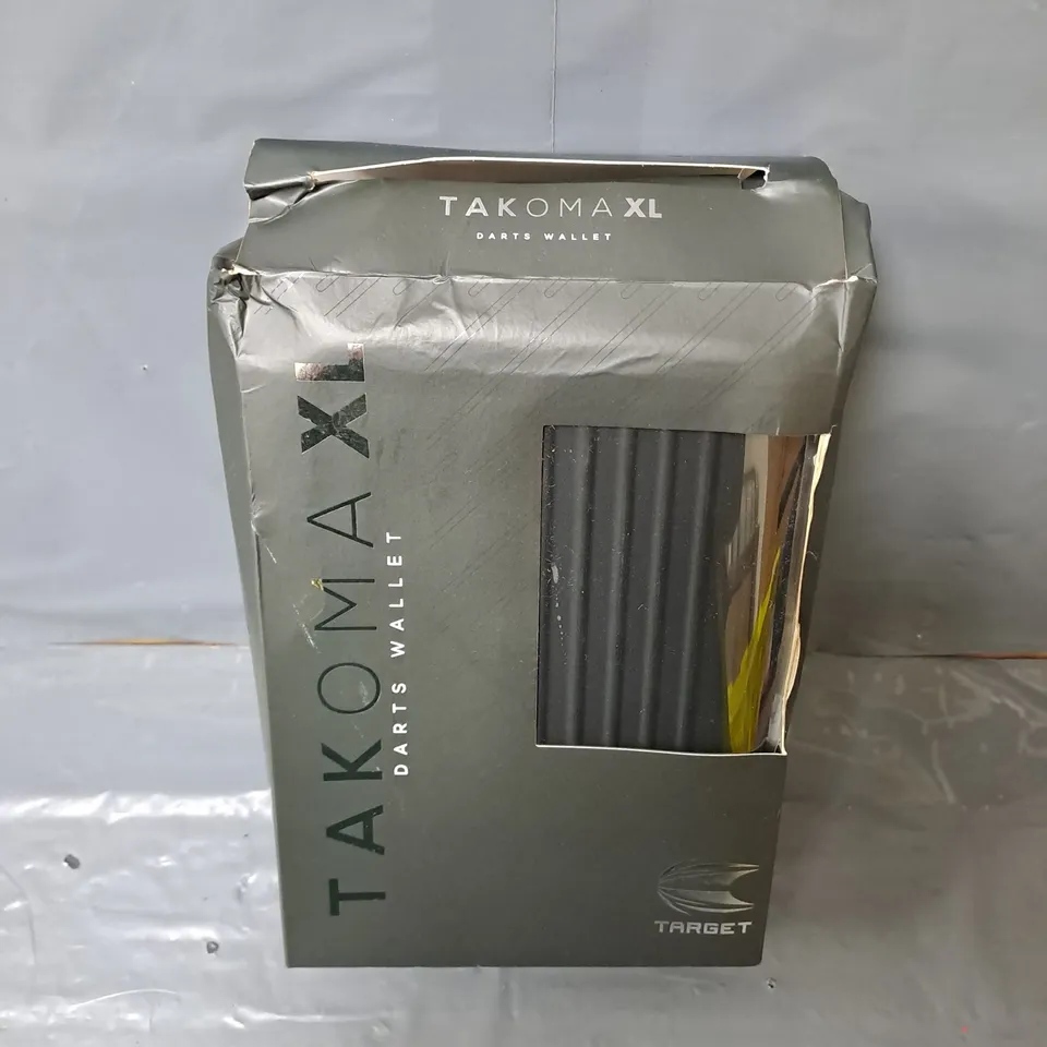 BOXED TARGET TAKOMA XL DARTS WALLET IN BLACK