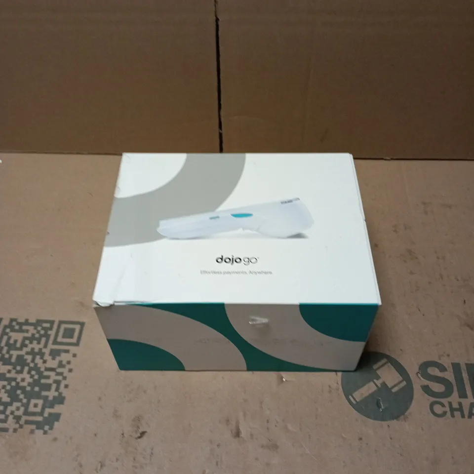 DOJO A920 CARD READER – WHITE, BOXED