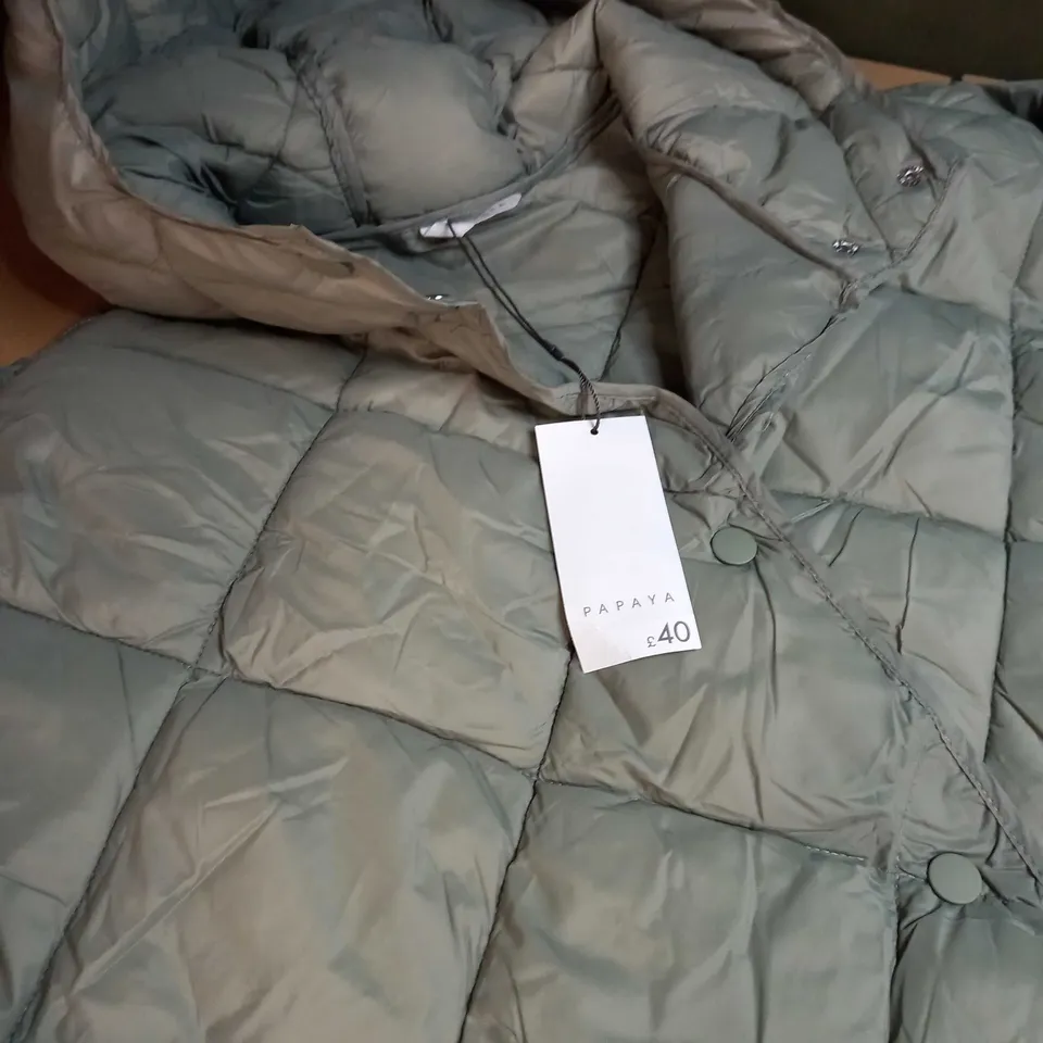PAPAYA SAGE QUILTED FULL LENGTH WINTER COAT - SIZE 18
