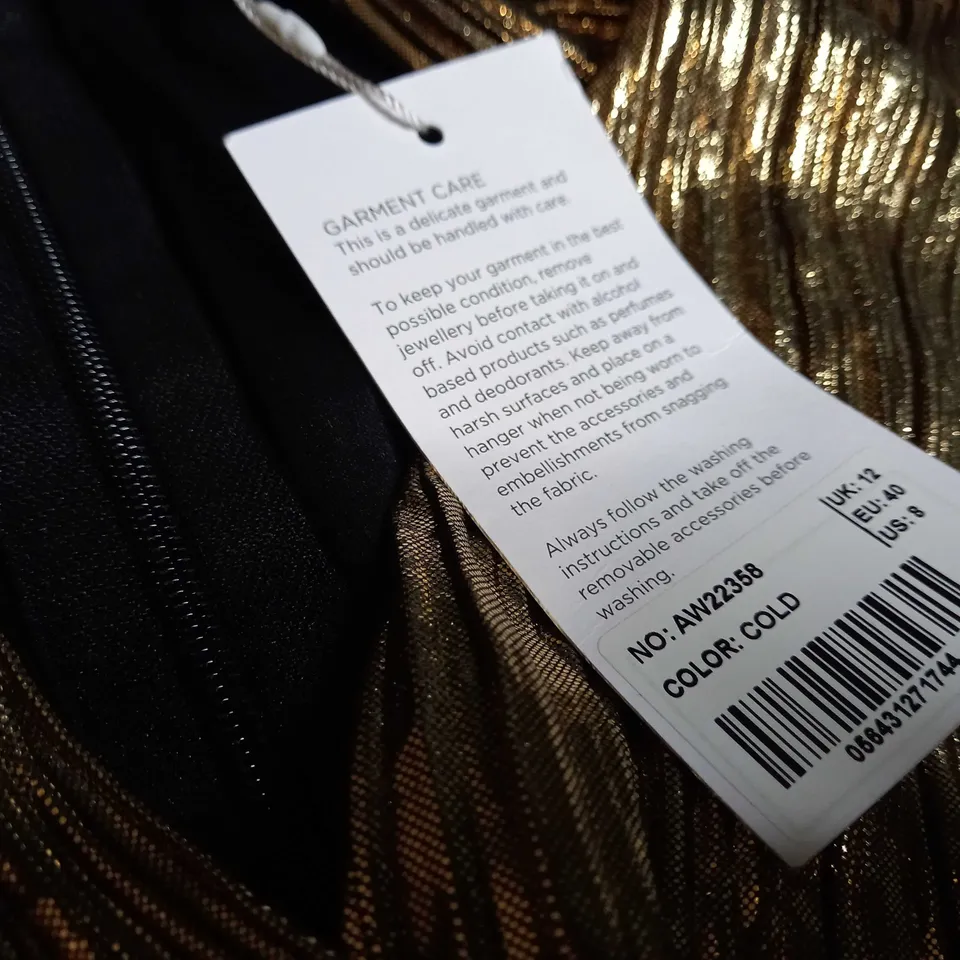 FOREVER UNIQUE GOLF FOIL TIERED PLUNGE STATEMENT DRESS - SIZE 12