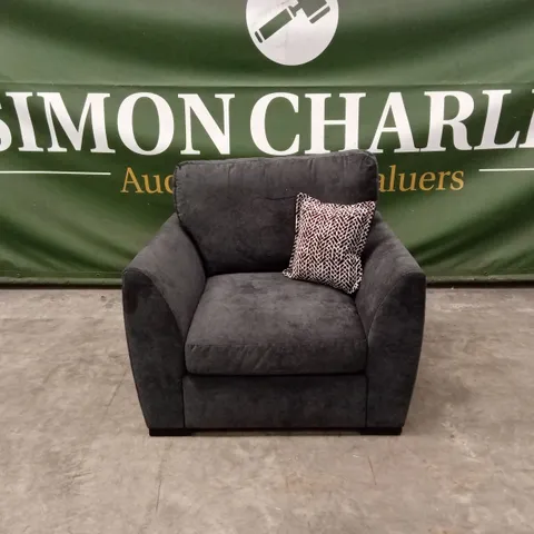 HAVANA FABRIC ARMCHAIR