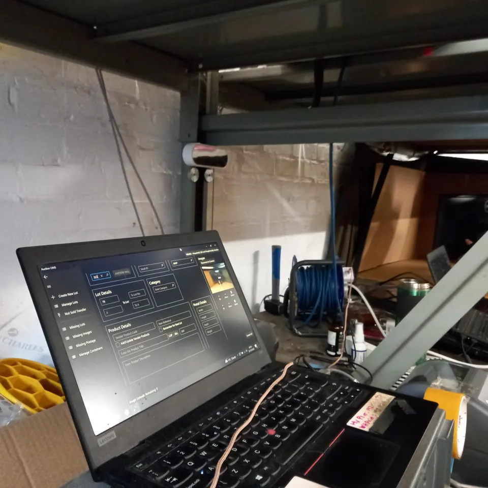 DELL 27" U2715H FLAT PANEL MONITOR WITH ADJUSTABLE STAND - COLLECTION ONLY