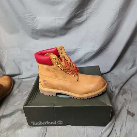 TIMBERLAND BOOTS – TAN LEATHER, RED LINING, RED LACES, LACE-UP WORK BOOTS. SIZE 10.5