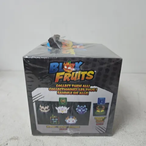 BLOX FRUITS COLLECT THEM ALL FIGURES BOX SET
