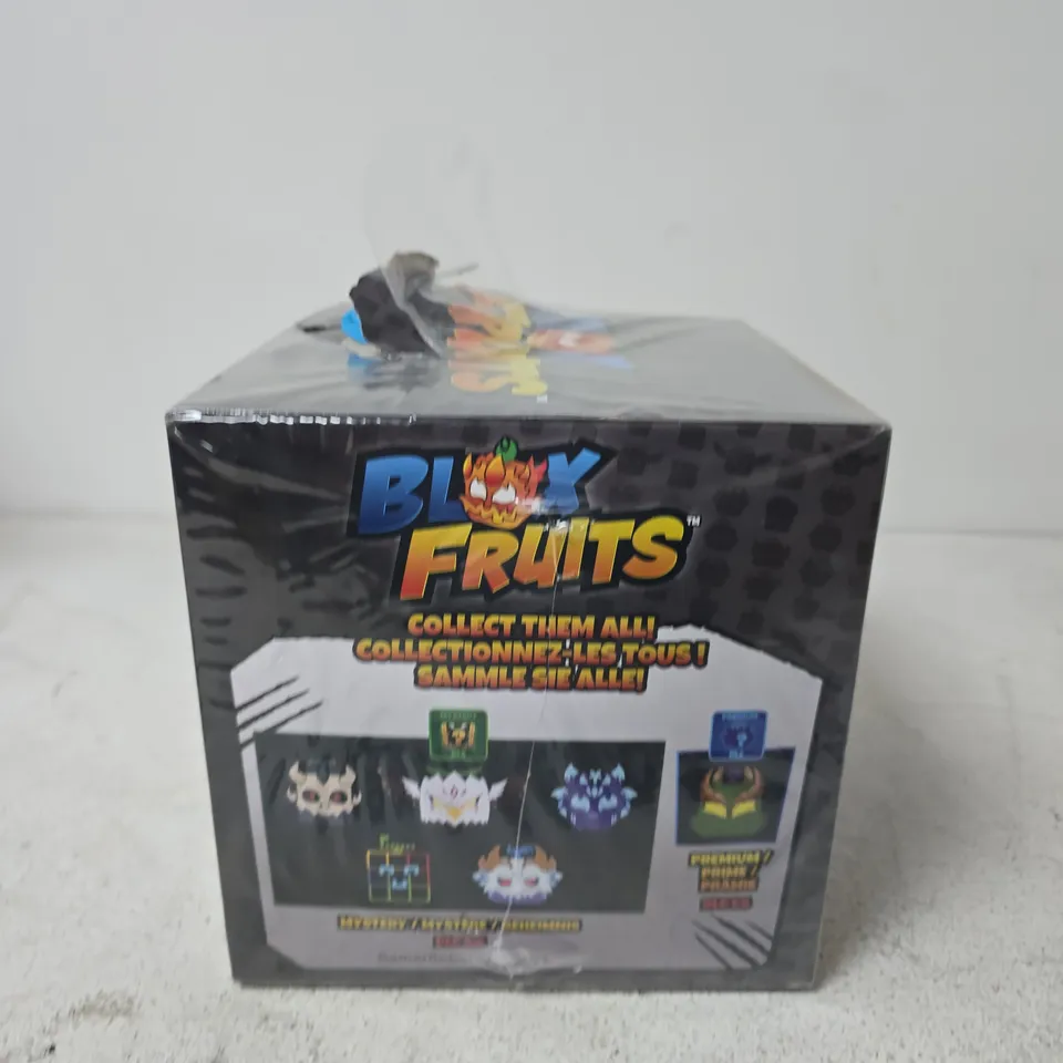 BLOX FRUITS COLLECT THEM ALL FIGURES BOX SET