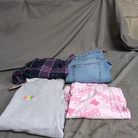 BOX OF APPROXIMATELY 15 ASSORTED CLOTHING ITEMS TO INCLUDE FAT WILLYS JUMPER, WONKA PYJAMA BOTTOMS, JEAN SKIRT ETC