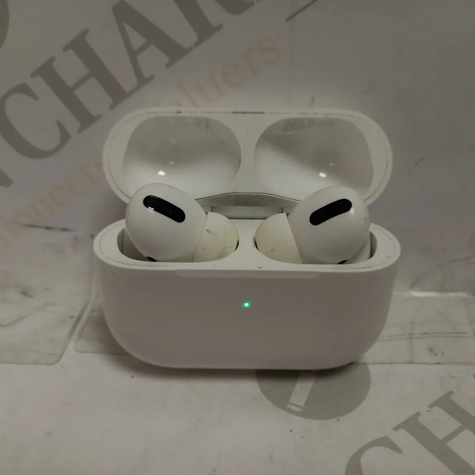 APPLE AIRPODS PRO