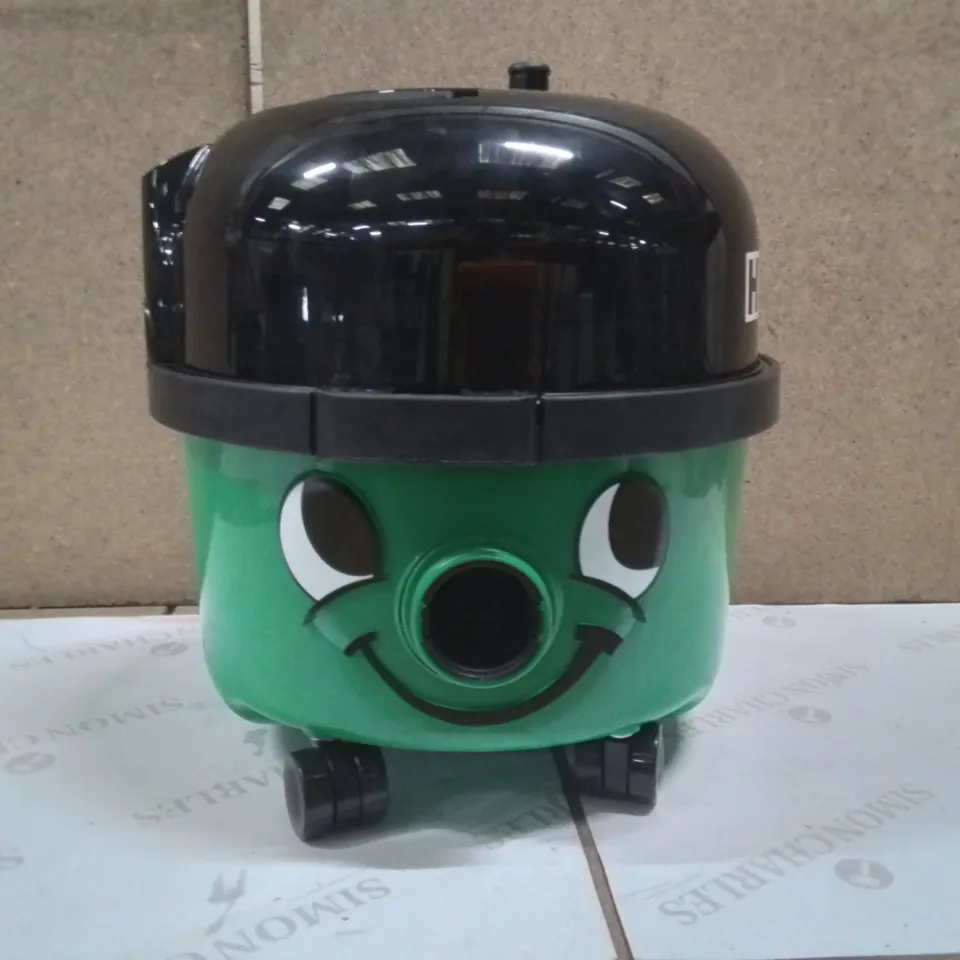 BOXED HENRY THE HOOVER