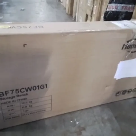 BOXED TATTON BLANKET CHEST