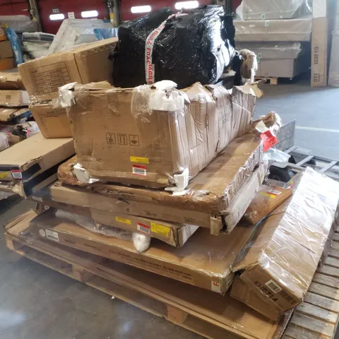 PALLET CONTAINING ASSORTED FLATPACK FURNITURE PARTS