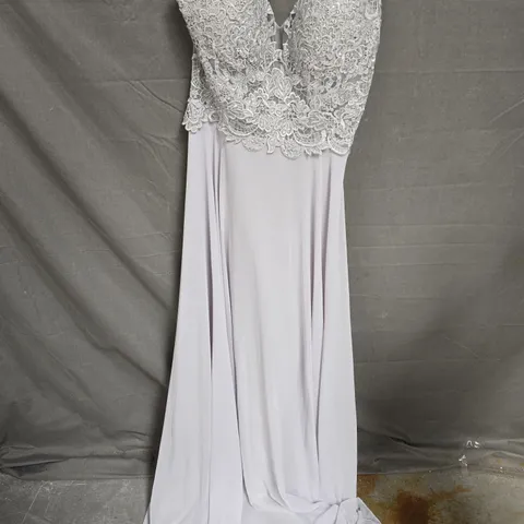 WOMENS SILVER LACEY OCCASSIONAL DRESS - SIZE 12