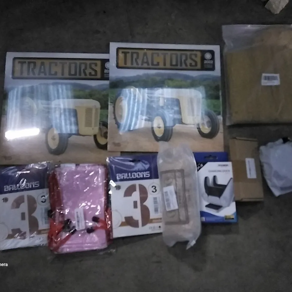PALLET OF ASSORTED ITEMS TO INCLUDE 2022 TRACTORS CALENDAR, ENVIROMENTAL CLEANING BALL, 2PCS DESK WIRE ORGANISER, BATH SEALANT STRIP, DEZENE CUSHION COVER, NUMBER 3 BALLONS
