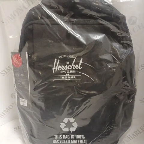 HERSCHEL BLACK RUCKSACK BAG