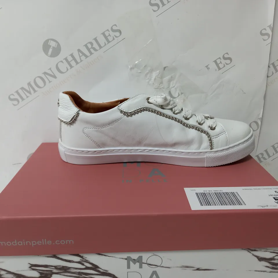 BOXED PAIR OF MODA IN PELLE ARITA WHITE LEATHER TRAINERS - SIZE 6